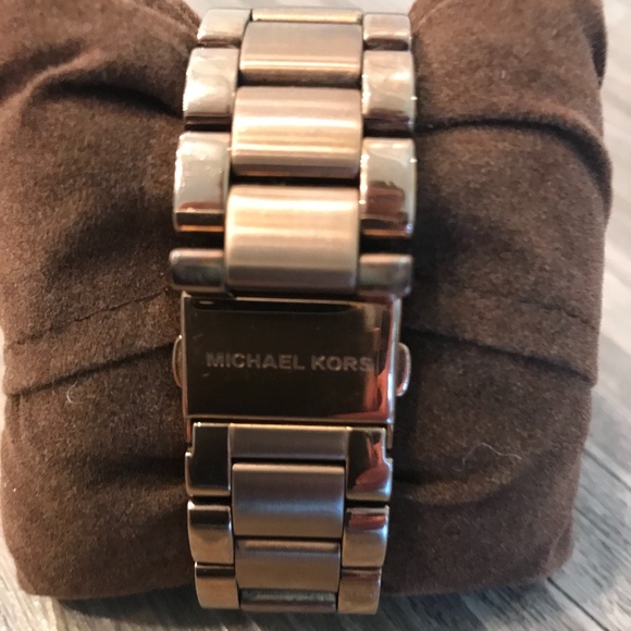 Michael Kors Rose Gold Watch | Embellished Bezel | Big Face - Picture 5 of 13